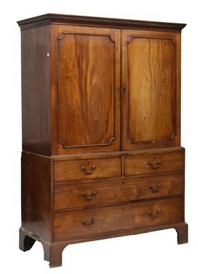 Lot 791 - George III mahogany linen press