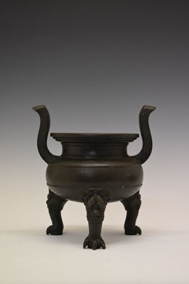 Lot 357 - Chinese bronze Archaistic style incense burner