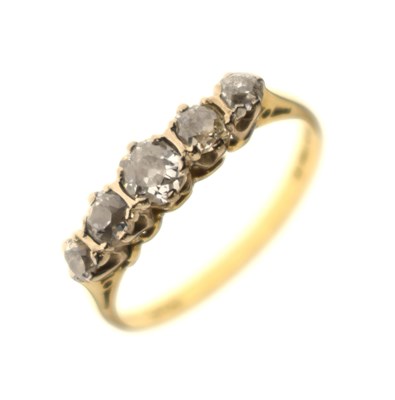 Lot 16 - Diamond five-stone 18ct gold ring