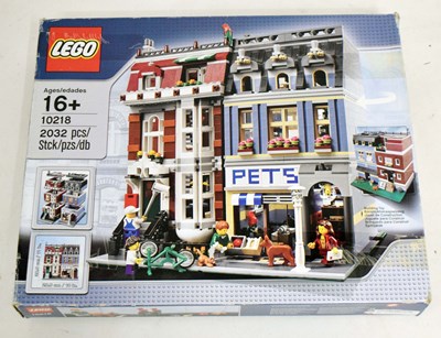 Lot 488 - LEGO Creator 'Pet Shop'