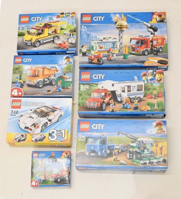 Lot 492 - LEGO City - Six sets and Creator set