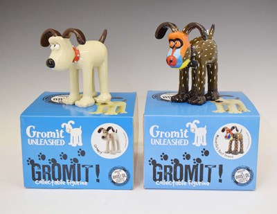 Lot 368 - Aardman - Wallace and Gromit - Two 'Gromit Unleashed' figures