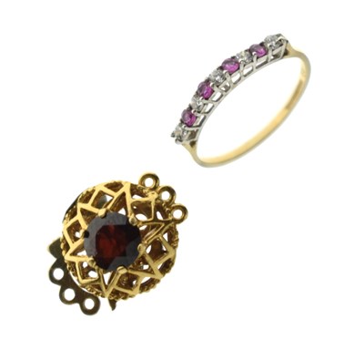 Lot 60 - Ruby and cubic zirconia 9ct gold half eternity ring, and a garnet 9ct gold clasp (2)