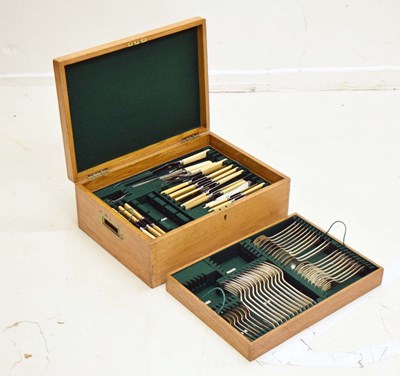 Lot 427 - Early 20th century oak cased part canteen of Old English Pattern flatware