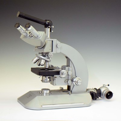 Lot 452 - Reichert (Austria) 'Zetopan' trinocular research microscope, No. 353909