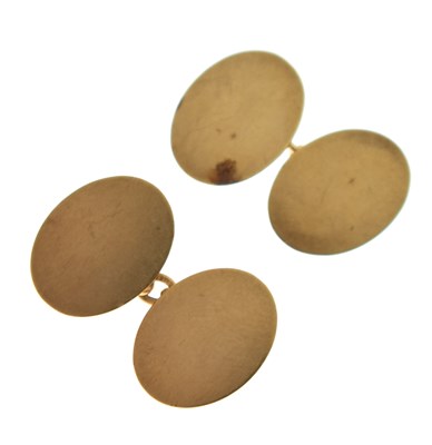 Lot 172 - Pair of 9ct gold oval cufflinks