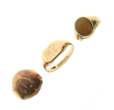 Lot 74 - Three signet rings