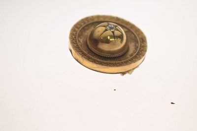Lot 47 - Victorian diamond unmarked yellow metal target brooch