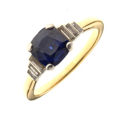 Lot 21 - Sapphire and diamond ring, unmarked