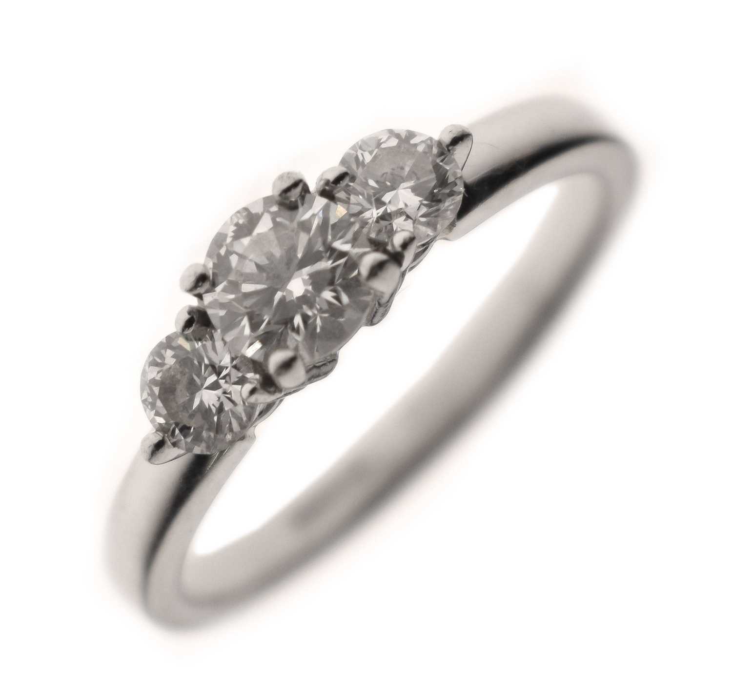 Lot 6 - Diamond trilogy ring by Nicholas Wylde
