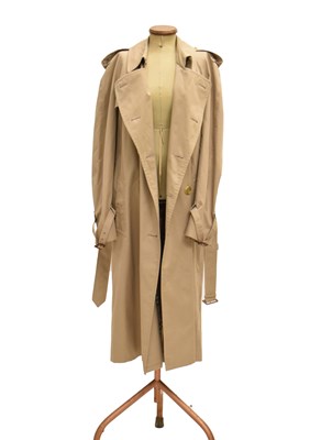 Lot 381 - Burberry - Beige double breasted trench coat
