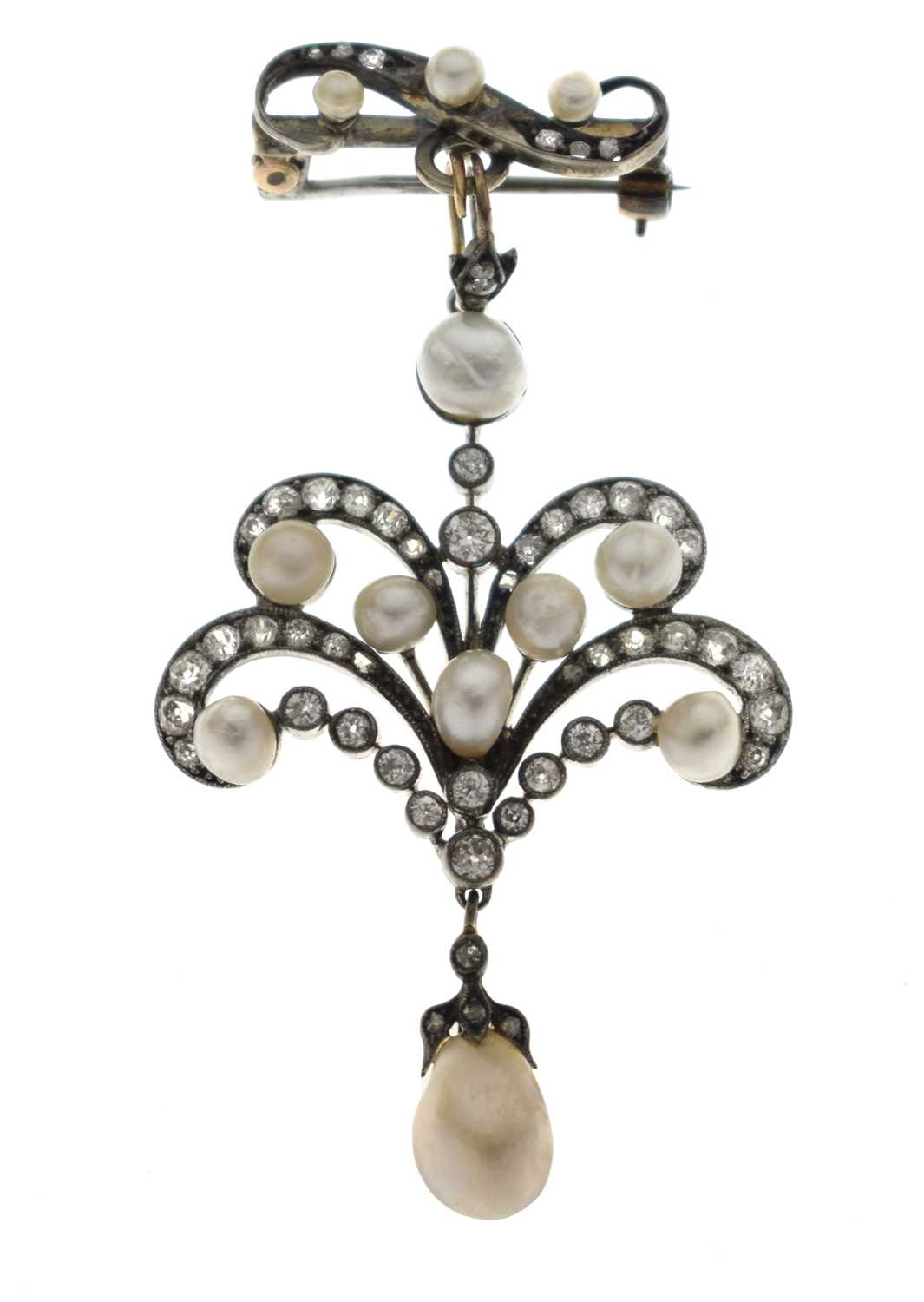 Lot Victorian diamond and pearl unmarked yellow metal and white metal pendant brooch