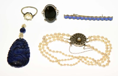 Lot 186 - Small collection of early 20th century unmarked gemset silver jewellery
