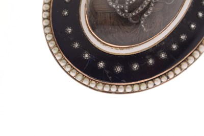 Lot Georgian enamelled mourning pendant brooch