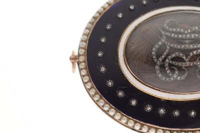 Lot Georgian enamelled mourning pendant brooch