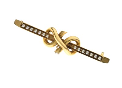 Lot 87 - Victorian seed pearl yellow metal bar brooch
