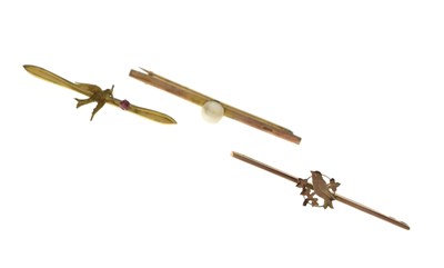 Lot 88 - Three bar brooches