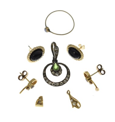 Lot 176 - Small collection of vintage and antique jewellery