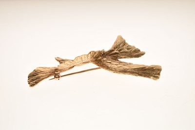 Lot 14ct yellow gold Eagle brooch