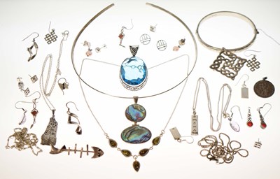 Lot 198 - Collection of silver, white metal and costume jewellery