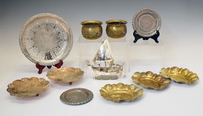 Lot 406 - Group of Middle Eastern metalwork