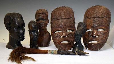 Lot 418 - A small quantity of African Ethnographica