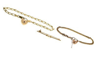 Lot 140 - Two 9ct gold bracelets and a pearl bar brooch (3)