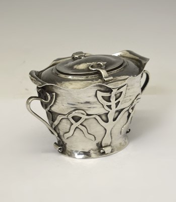 Lot Edward VII silver tea caddy in the manner of Oliver Baker