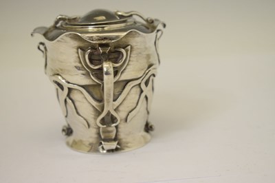 Lot Edward VII silver tea caddy in the manner of Oliver Baker