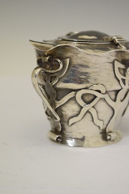Lot Edward VII silver tea caddy in the manner of Oliver Baker