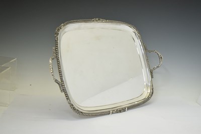 Lot 432 - Early 20th century Goldsmiths & Silversmiths Co silver plated tray