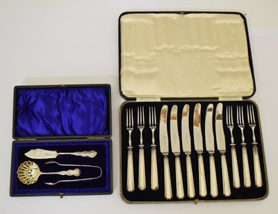 Lot 262 - Two cased silver cutlery sets