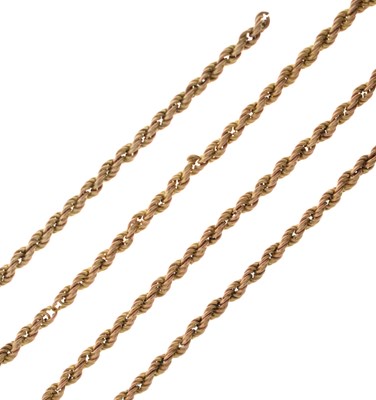 Lot 121 - 9ct gold rope twist necklace (cut)