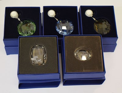 Lot 559 - Swarovski - Collection of crystal window hangers and other ornaments