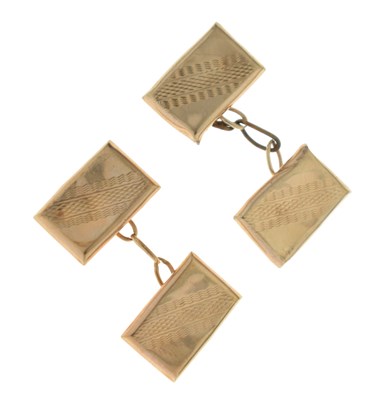 Lot 170 - Pair of 9ct gold cufflinks of rectangular form
