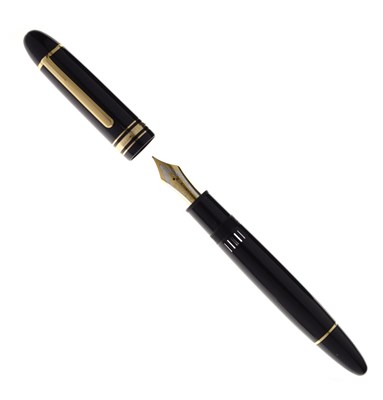 Lot 378 - Montblanc 149 fountain pen in gold-coated finish