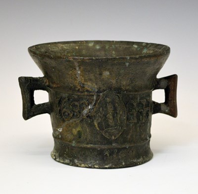 Lot 214 - 17th century alloy or bell metal mortar