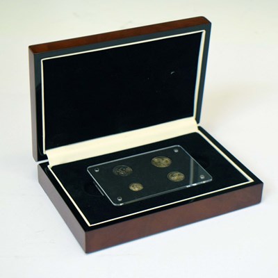 Lot 149 - Edward VII silver Maundy money set