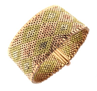 Lot 111 - Three-colour mesh bracelet