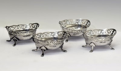 Lot Set of four George V silver bonbon dishes