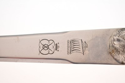 Lot Asprey & Co Ltd - Elizabeth II silver letter opener
