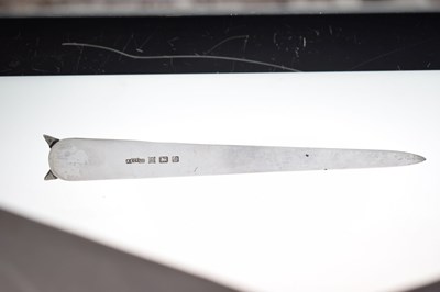 Lot Asprey & Co Ltd - Elizabeth II silver letter opener