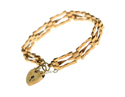 Lot 38 - 9ct gold gate link bracelet