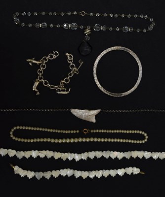 Lot 51 - Collection of silver jewellery and costume jewellery