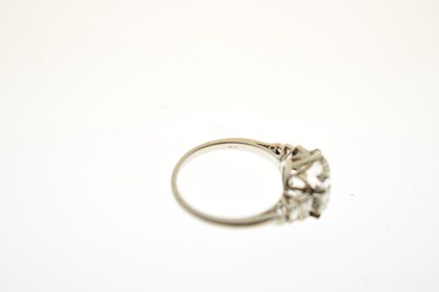 Lot Art Deco diamond unmarked platinum ring