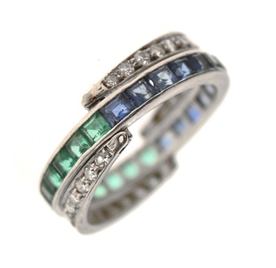 Lot Art Deco diamond, sapphire and emerald 'day and night' eternity ring