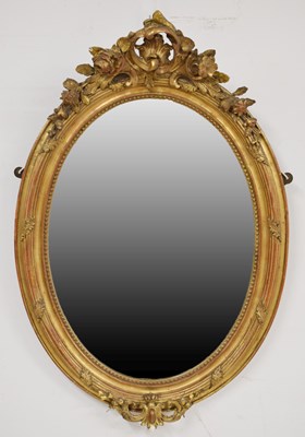 Lot 541 - Early 20th century gilt framed oval wall mirror
