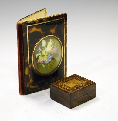 Lot 136 - 19th Century French tortoiseshell aide memoire