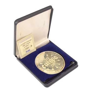 Lot 143 - Europe 2000 calendar fine silver commemorative coin