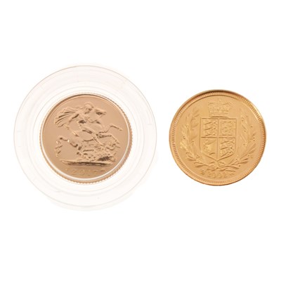 Lot 136 - Two Elizabeth II gold half sovereigns